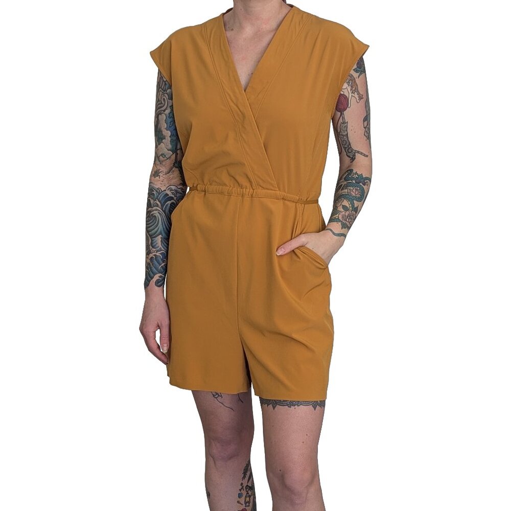 Athleta Golden Yellow Romper V-Neck Drawstring Tie Waist | XS